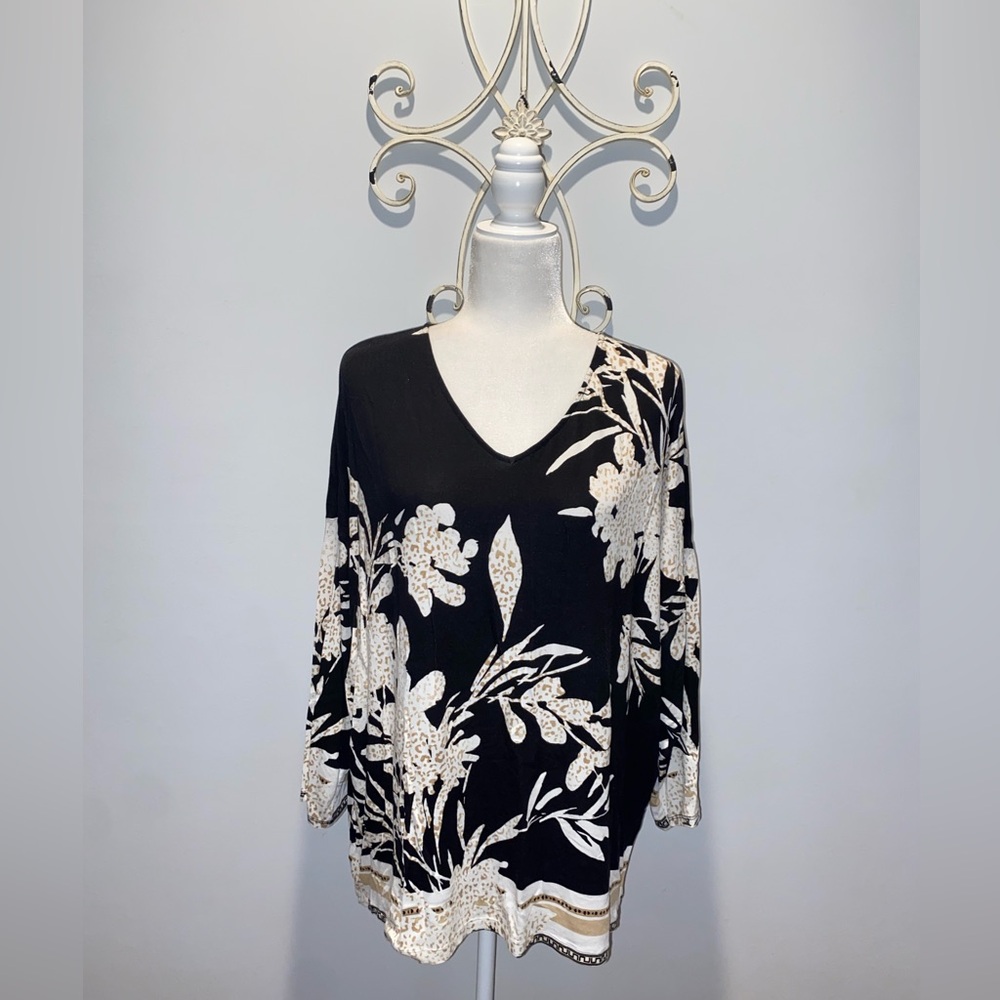 Chico’s 3/4 Sleeve Top - Size 3 = XL